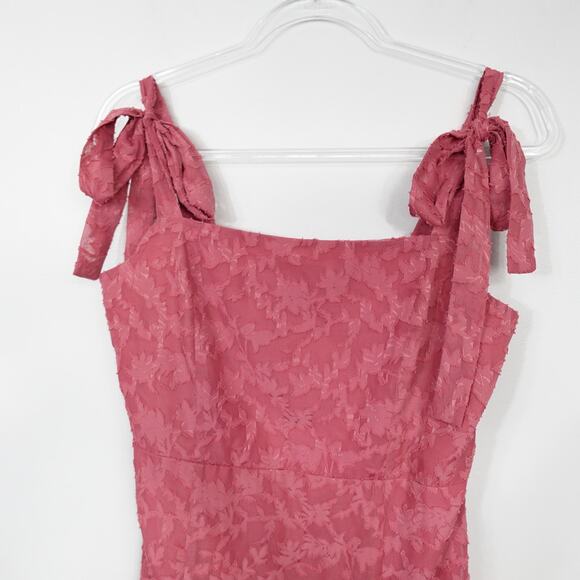 Vici Lisbeth Mauve Pink Tie Strap Slit Midi Dress Size Large - Picture 6 of 11